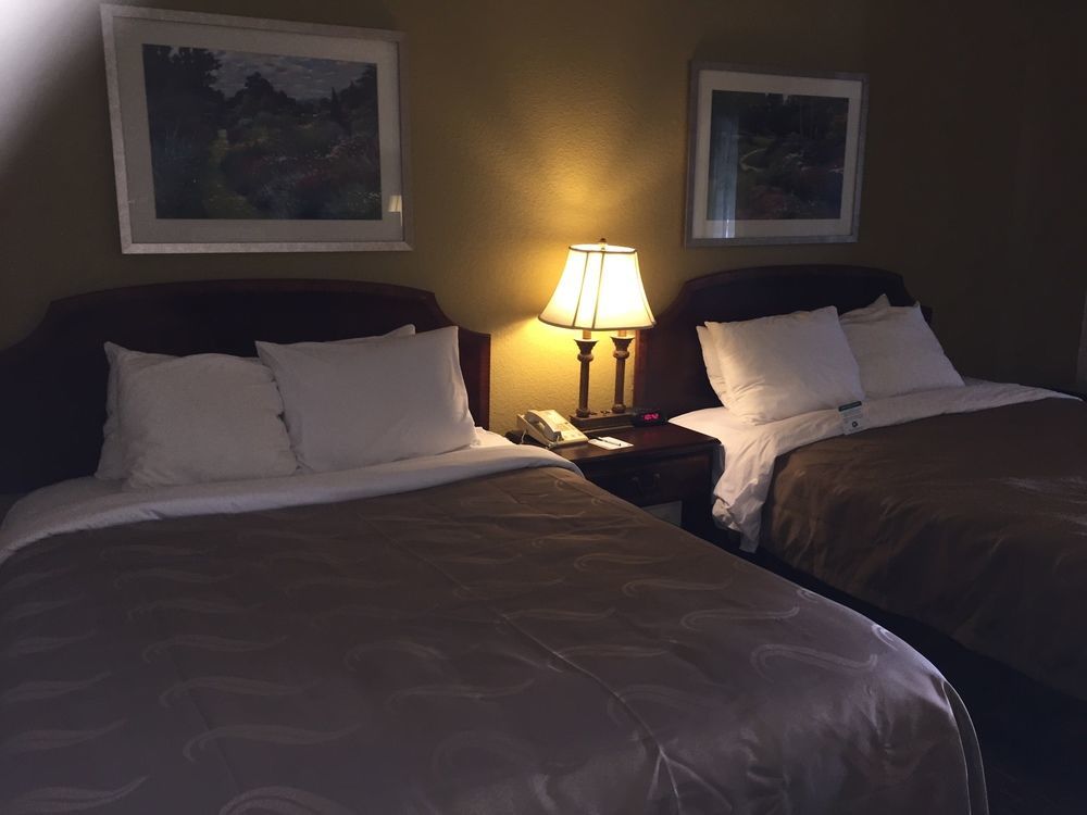 Quality Inn Milwaukee- Brookfield Exteriér fotografie